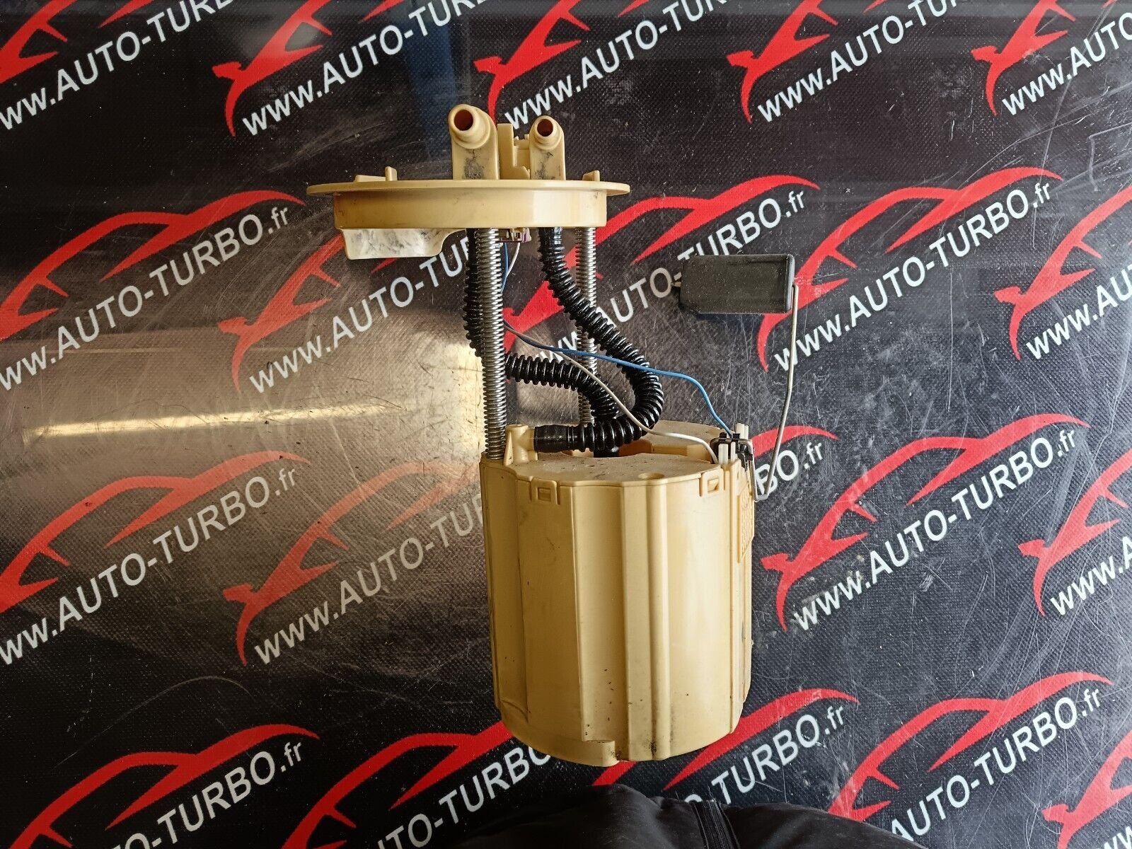 POMPE A GAVAGE OPEL ASTRA J REFERENCE: AKK55097