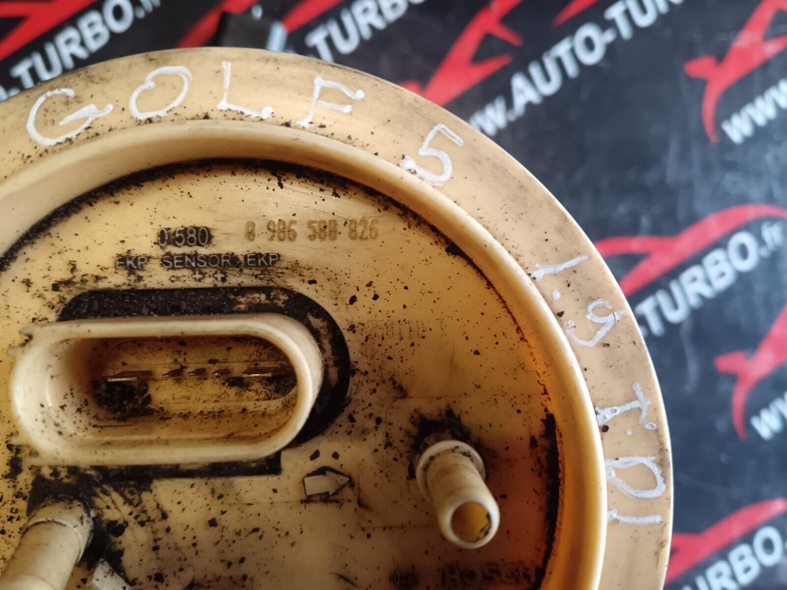 POMPE A GAVAGE VOLKSWAGEN GOLF V REFERENCE: 986580826