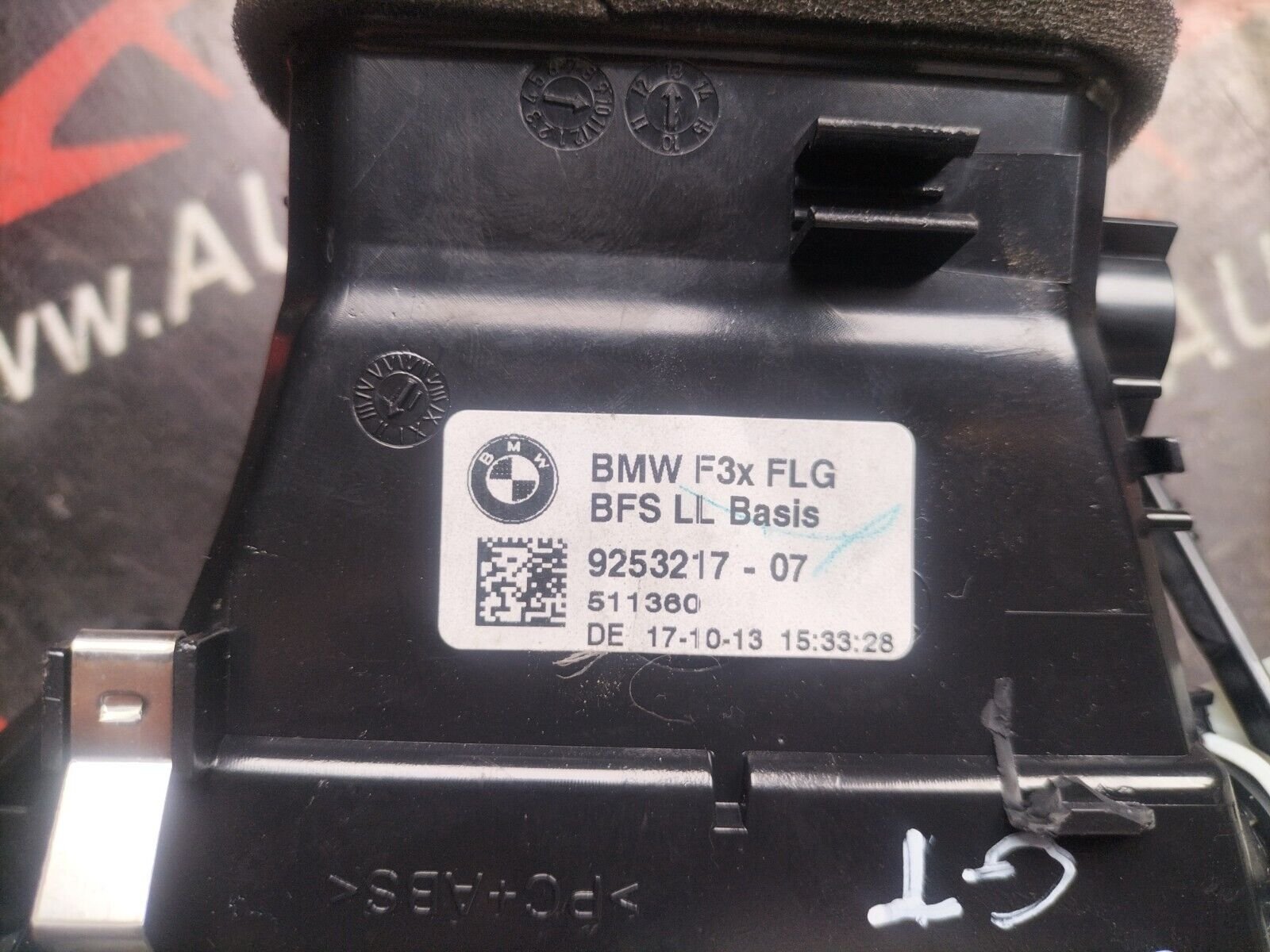 GRILLES DE VENTILATION AVANT DROIT BMW F34 9253217-07