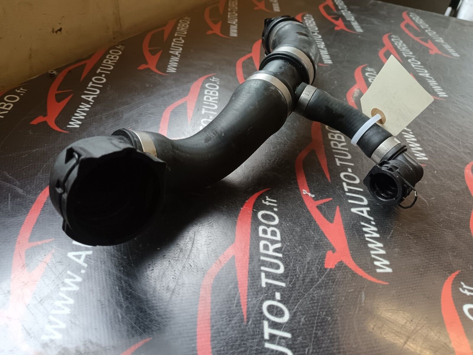 TUYAU DURIT BMW SERIE 1 120i REFERENCE: 7525023