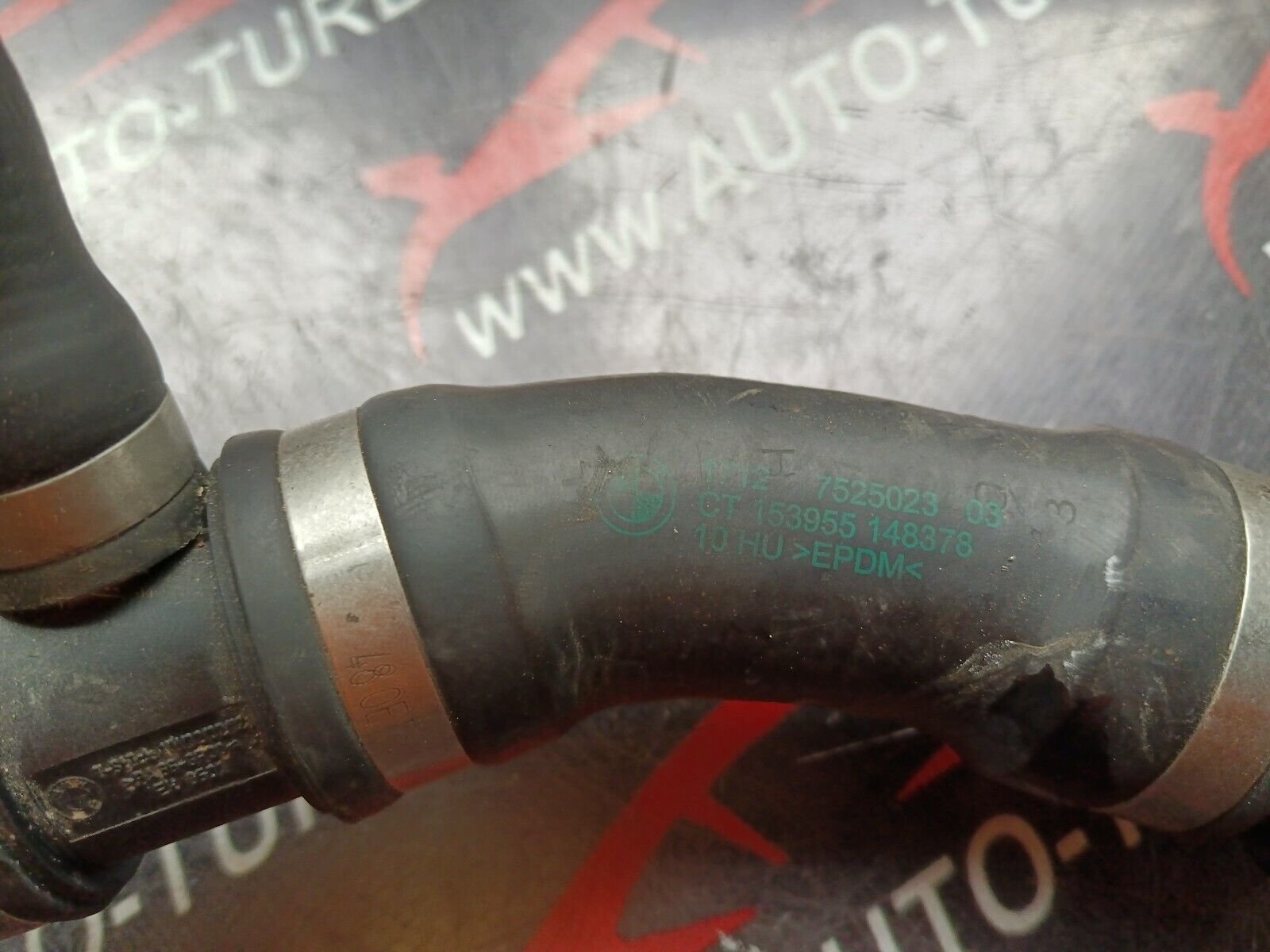 TUYAU DURIT BMW SERIE 1 120i REFERENCE: 7525023