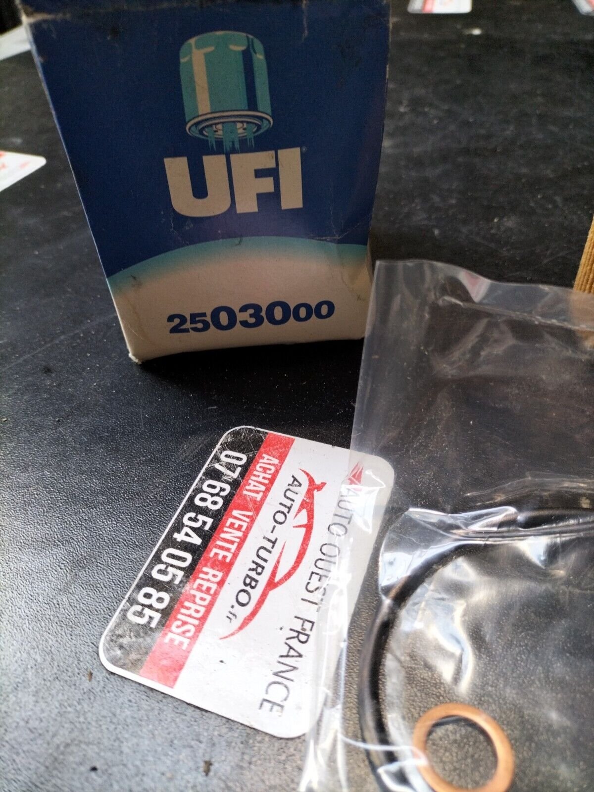 FILTRE A HUIL BMW E46/E39 UFI 2503000