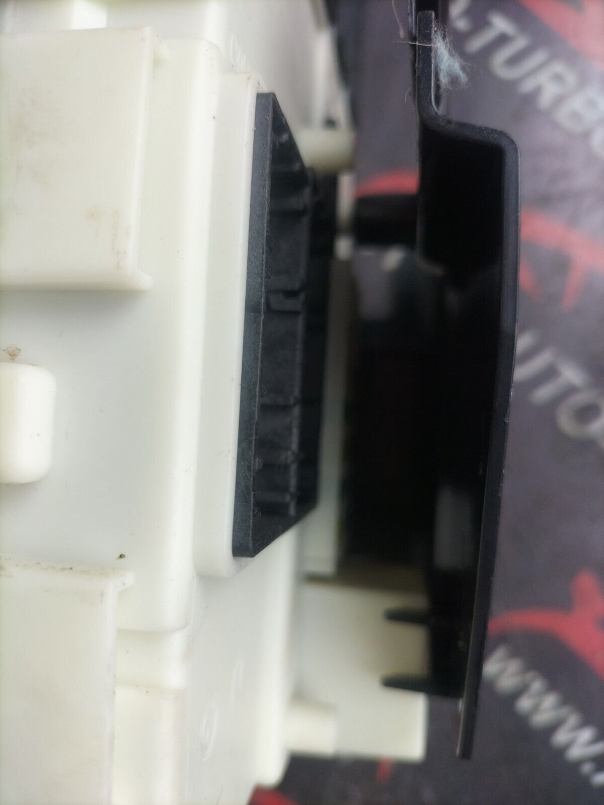 FEM MODULE DE COMMANDE CARROSERIE BMW F34 9324782, 524577F13