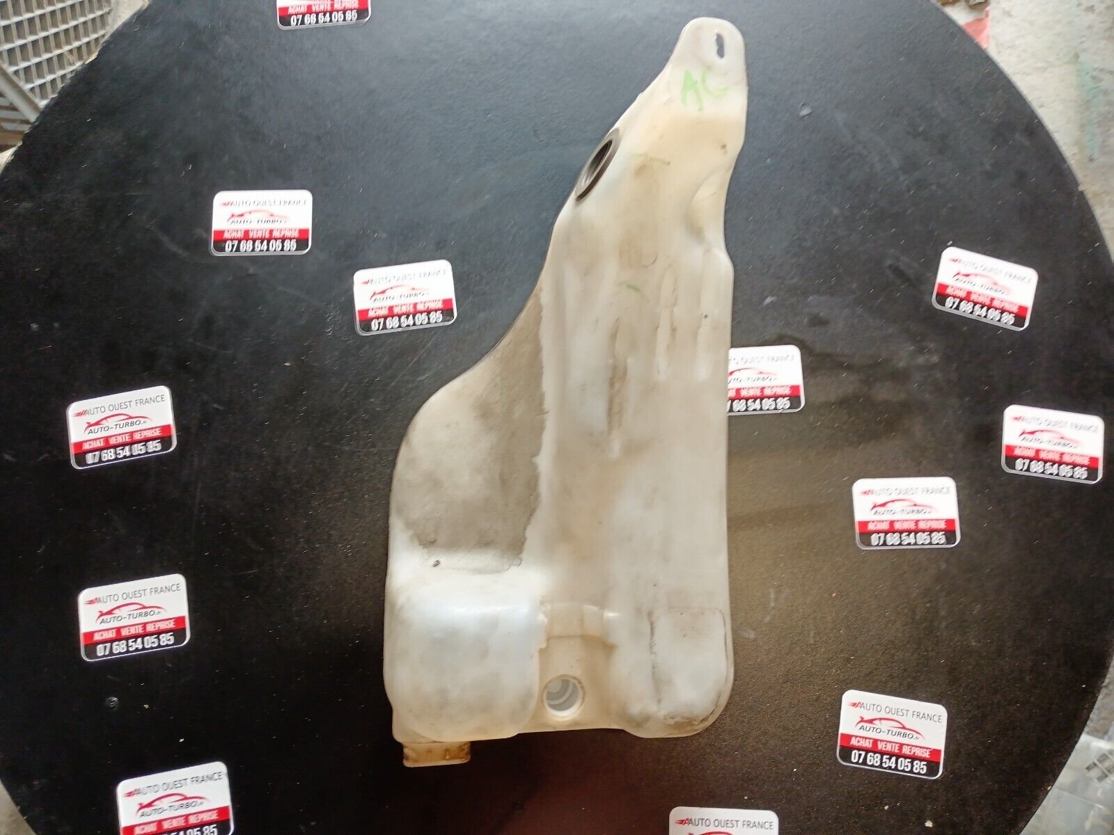 RESERVOIR DE LAVE GLACE RENAULT SCENIC 3 REFERENCE:289100014