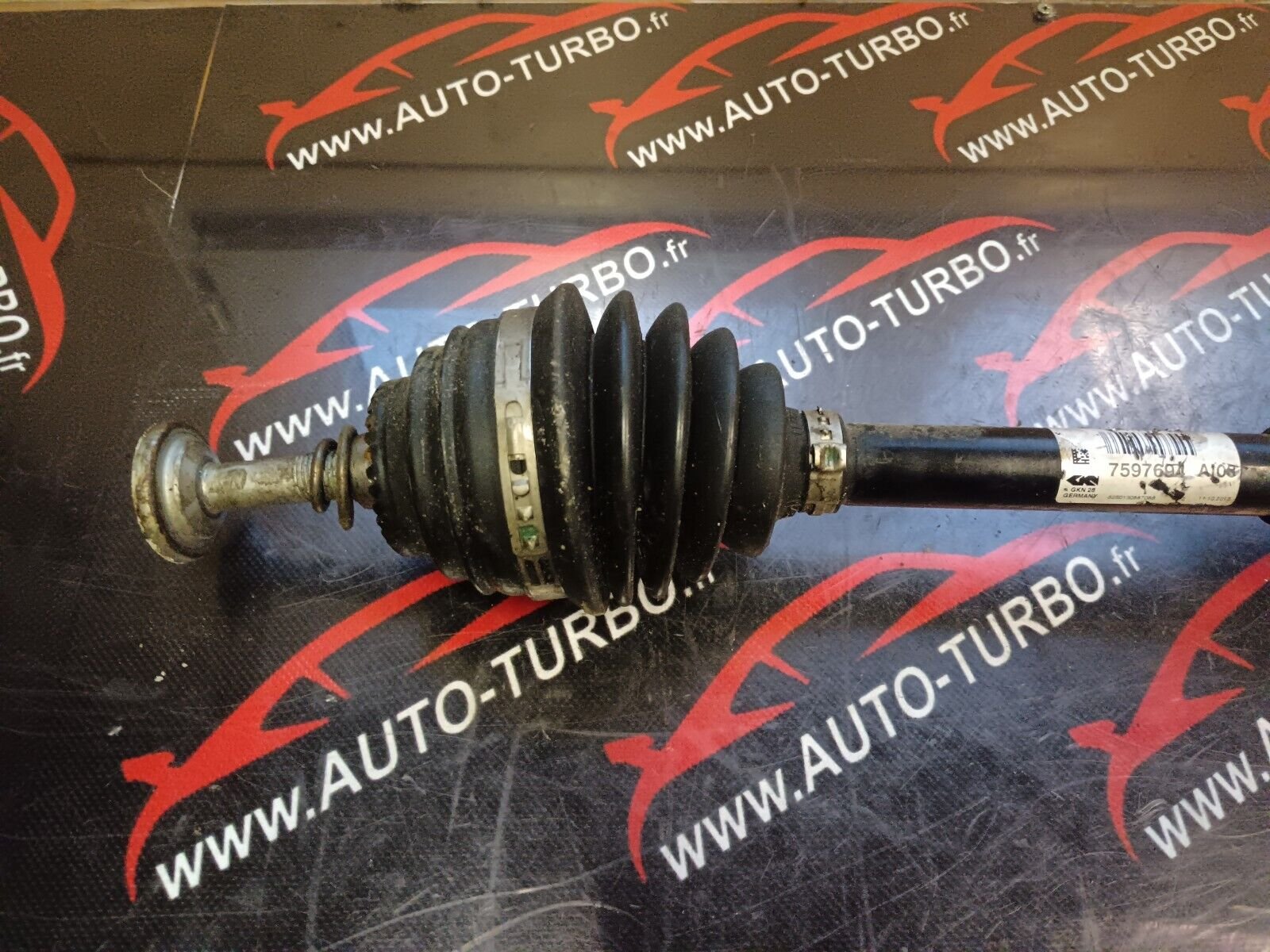 CARDAN AVANT DROIT BMW 328i GT REFERENCE: 7597694