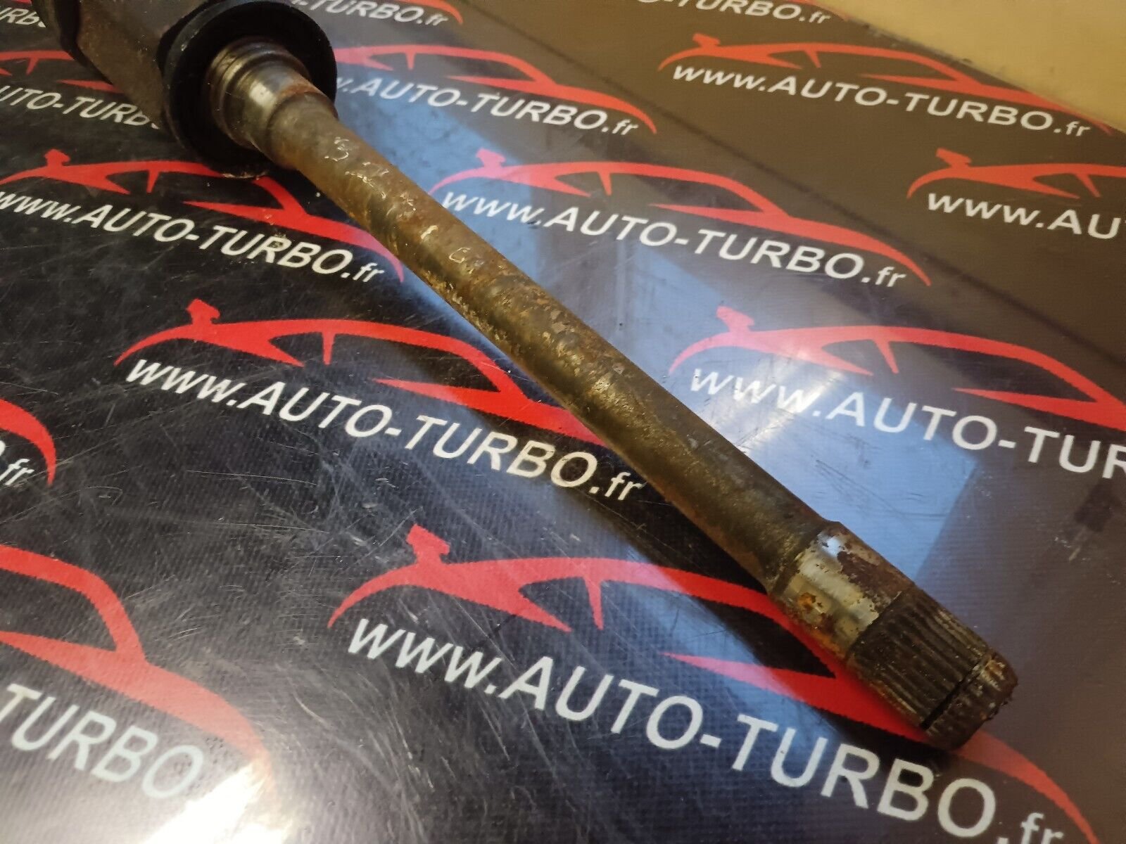 CARDAN AVANT DROIT BMW 328i GT REFERENCE: 7597694