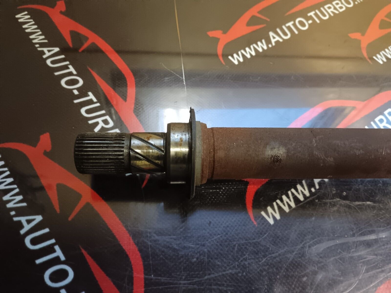 CARDAN AVANT DROIT RENAULT SCENIC 3 REFERENCE: 391009864R