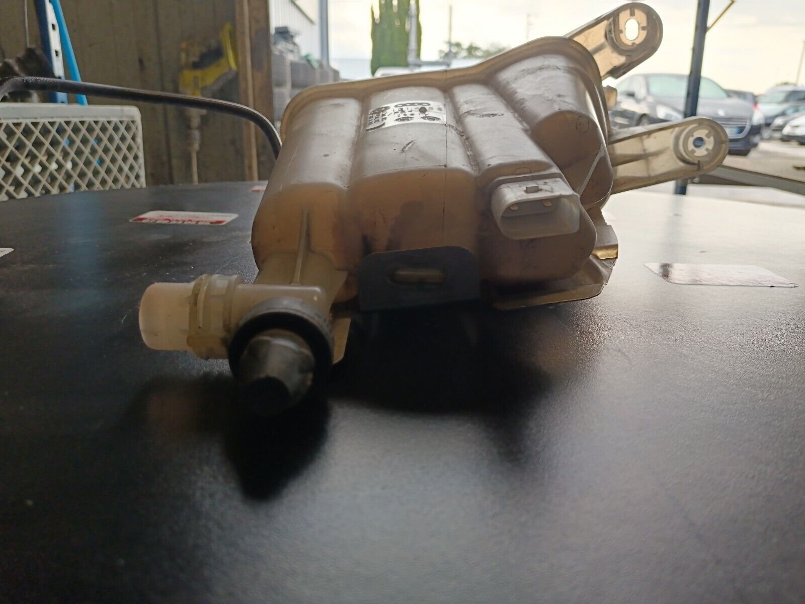 VASE  D'EXPANSION LIQUIDE DE REFROIDISSEMENTS AUDI A5 REFERENCE: 8K0121405