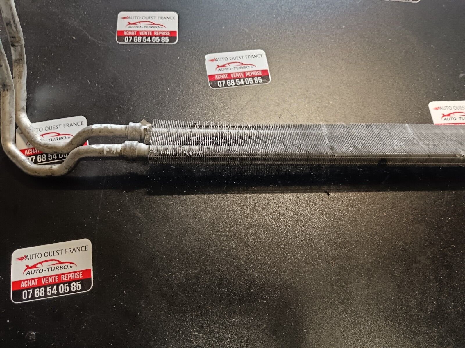 RADIATEUR DE L'HUILE  BMW E60 REFERENCE: 17217800369