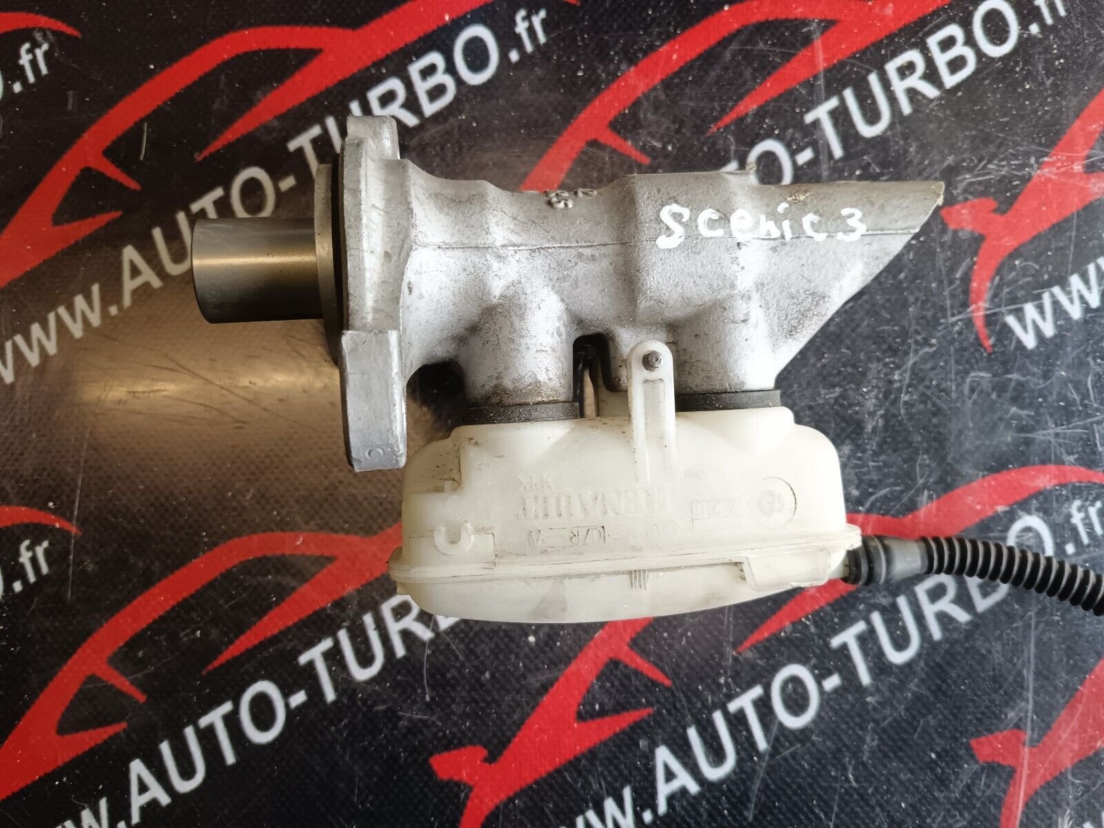 CYLINDRE FREIN RENAULT SCENIC 3 1.5DCI REFERENCE: 460910007R