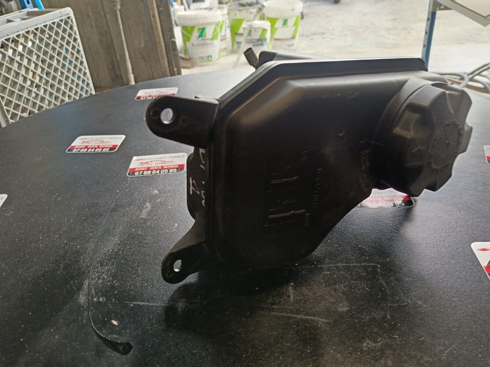 VASE  D'EXPANSION LIQUIDE DE REFROIDISSEMENTS BMW SERIE 1 REFERENCE: 17137567462