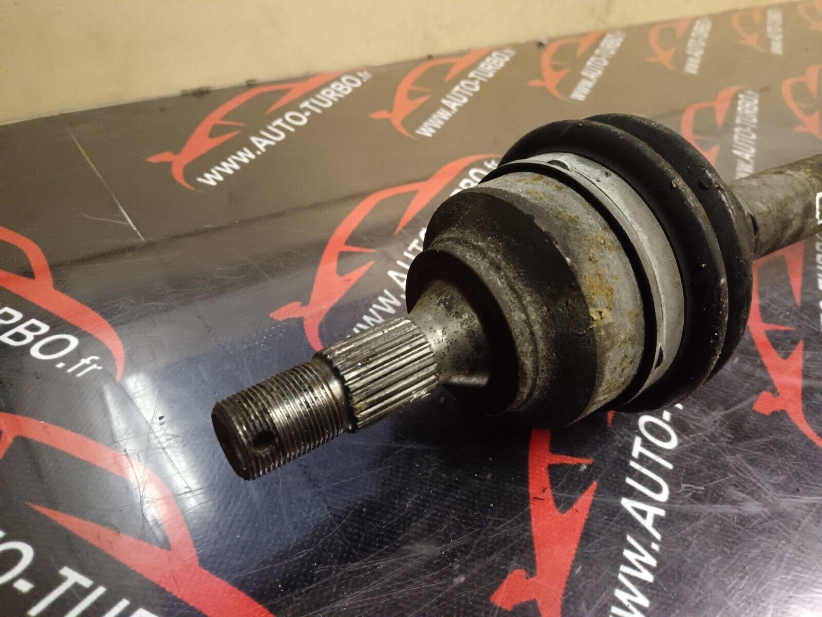 CARDAN AVANT DROIT CITROEN C4 REFERENCE: 9661107280