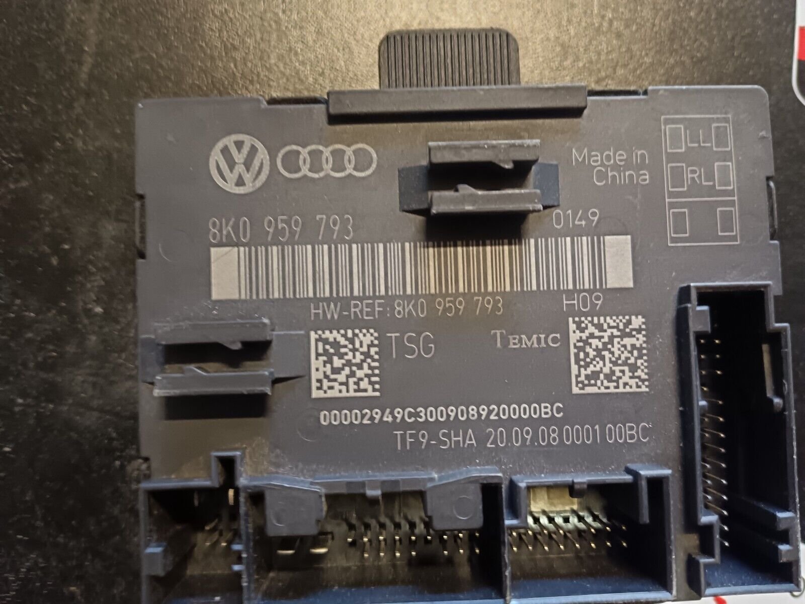 MODULE CONTROLE PORTE AVANT GAUCHE AUDI A5 REFERENCE: 8K0959793