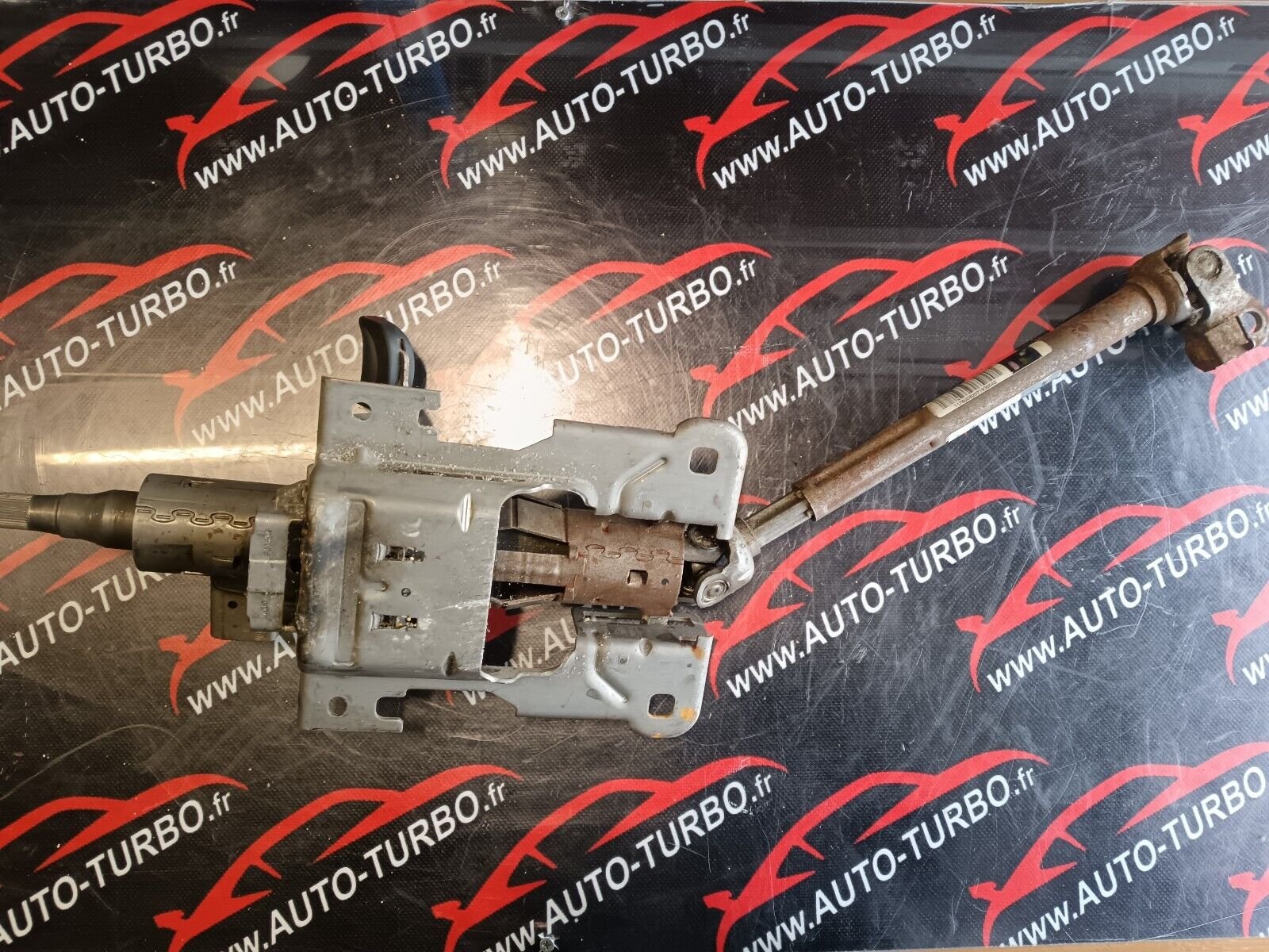 COLONNE DE DIRECTION PEUGEOT 308 REFERENCE: 1811765100