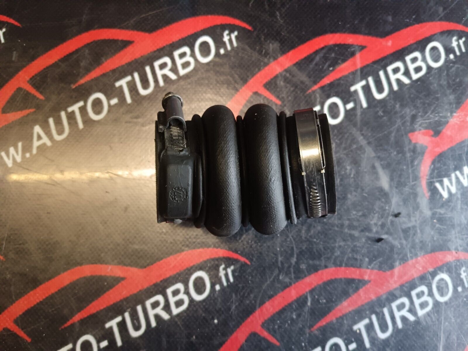 TUYAU DURITE PEUGEOT 308 REFERENCE: 9649999680