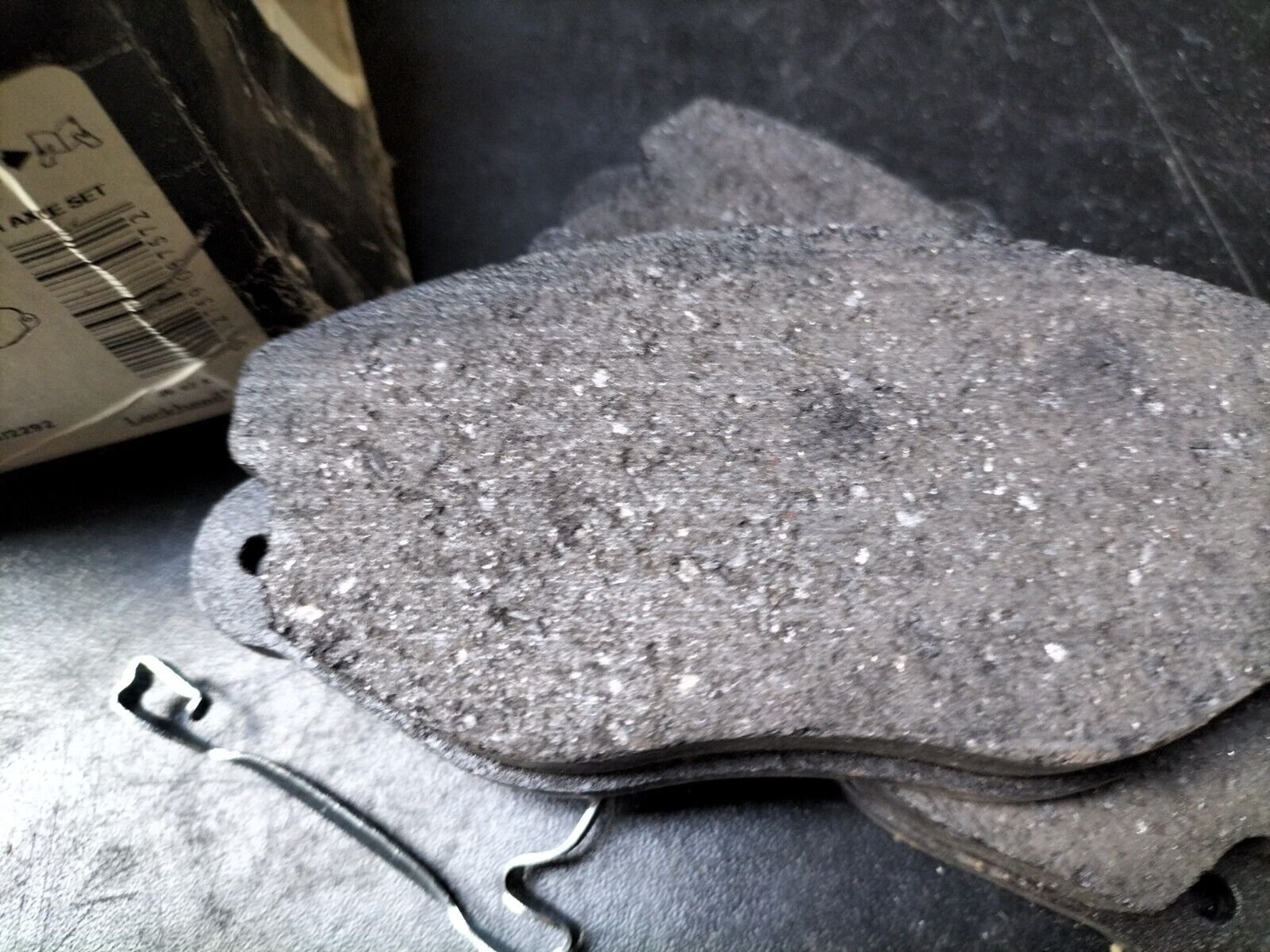 PLAQUETTES DE FREIN AVANT FORD TRANSIT DELPHI LP1418