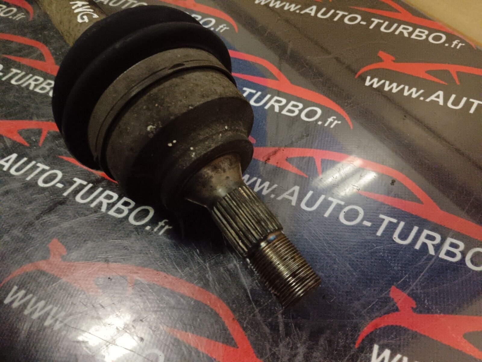 CARDAN AVANT GAUCHE CITROEN C4 REFERENCE: 62385681