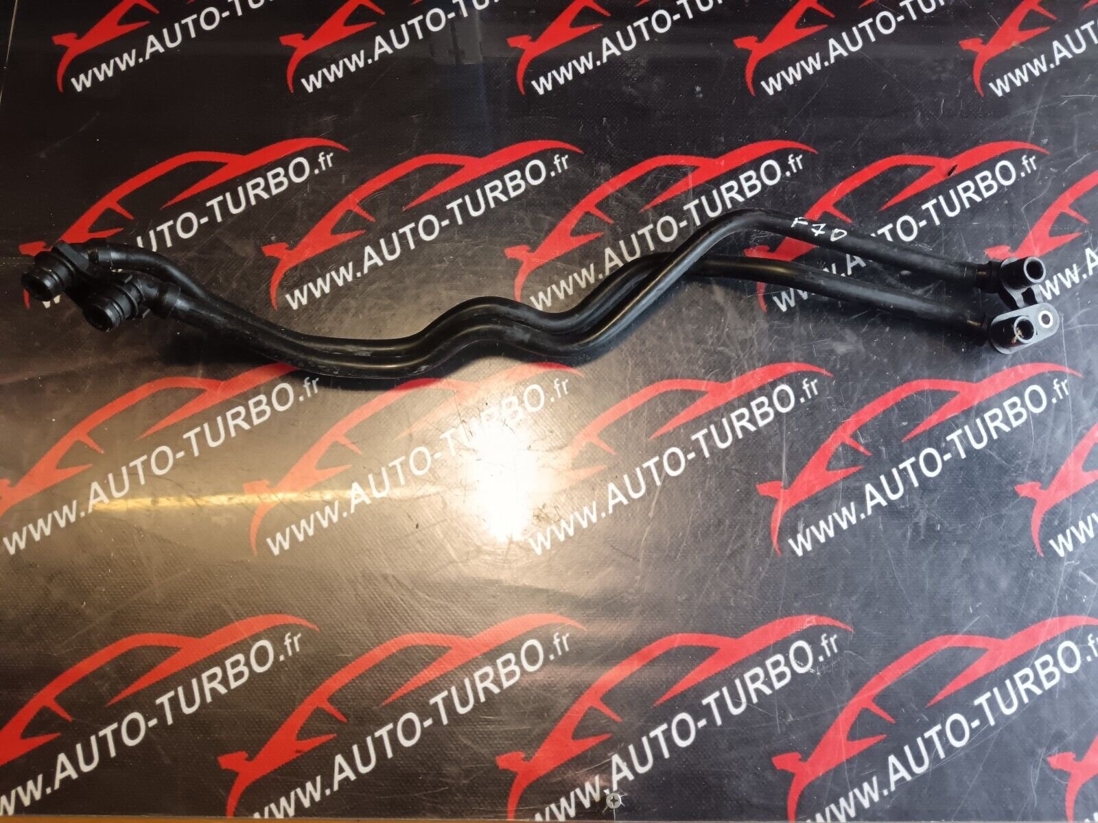 TUYAU DURITE  BMW 520 F10 REFERENCE: 8511456