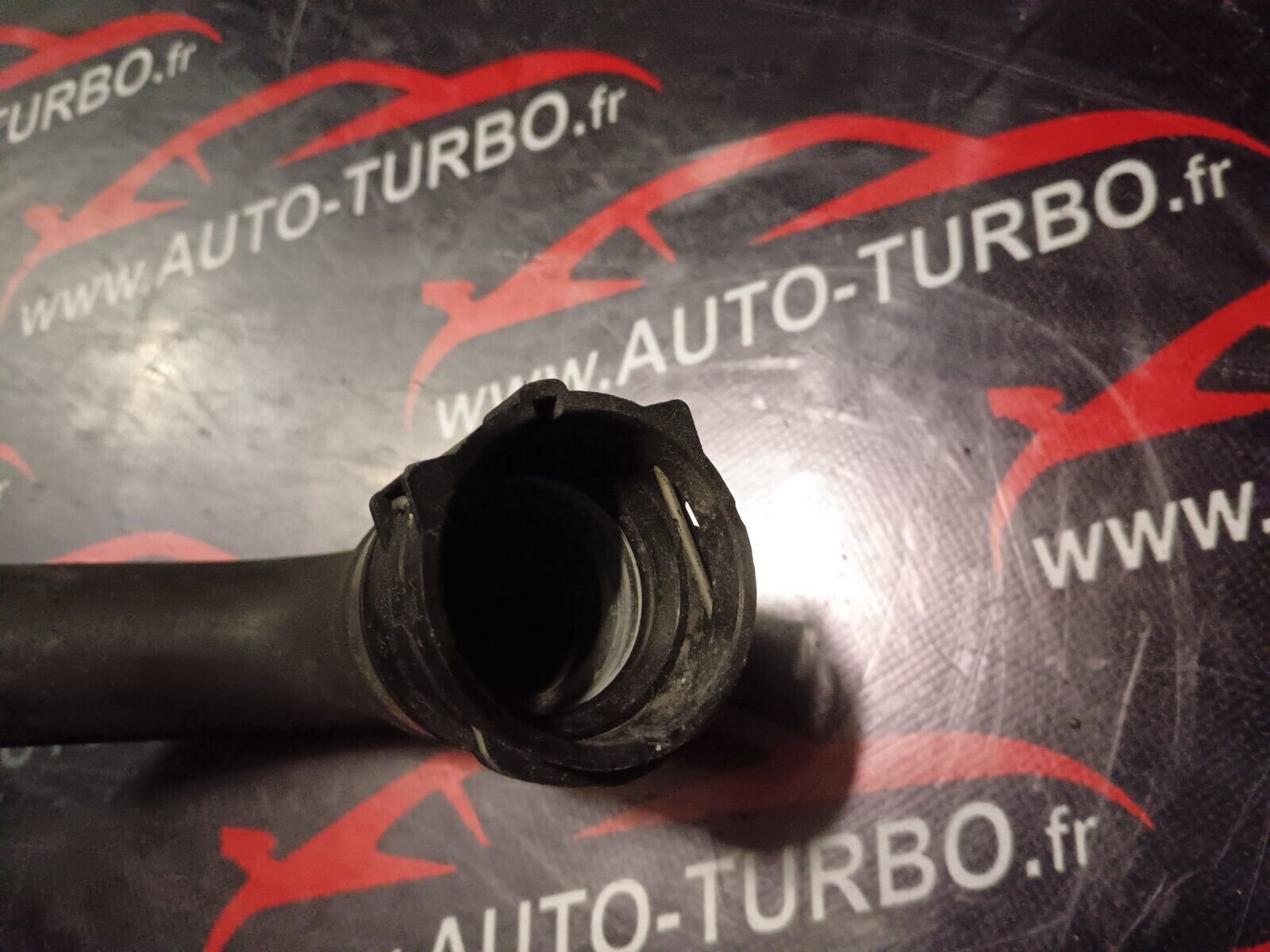 TUYAU DURITE BMW SERIE 5 520 F10 REFERENCE: 7789742