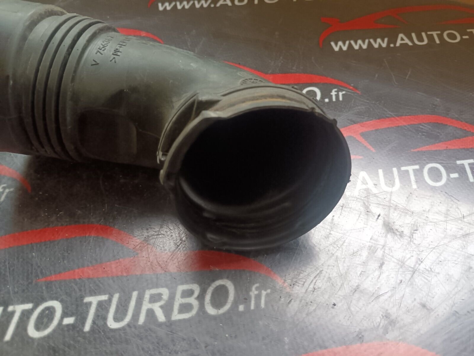 TUYAU DURIT CITROEN C4 REFERENCE: 7563812