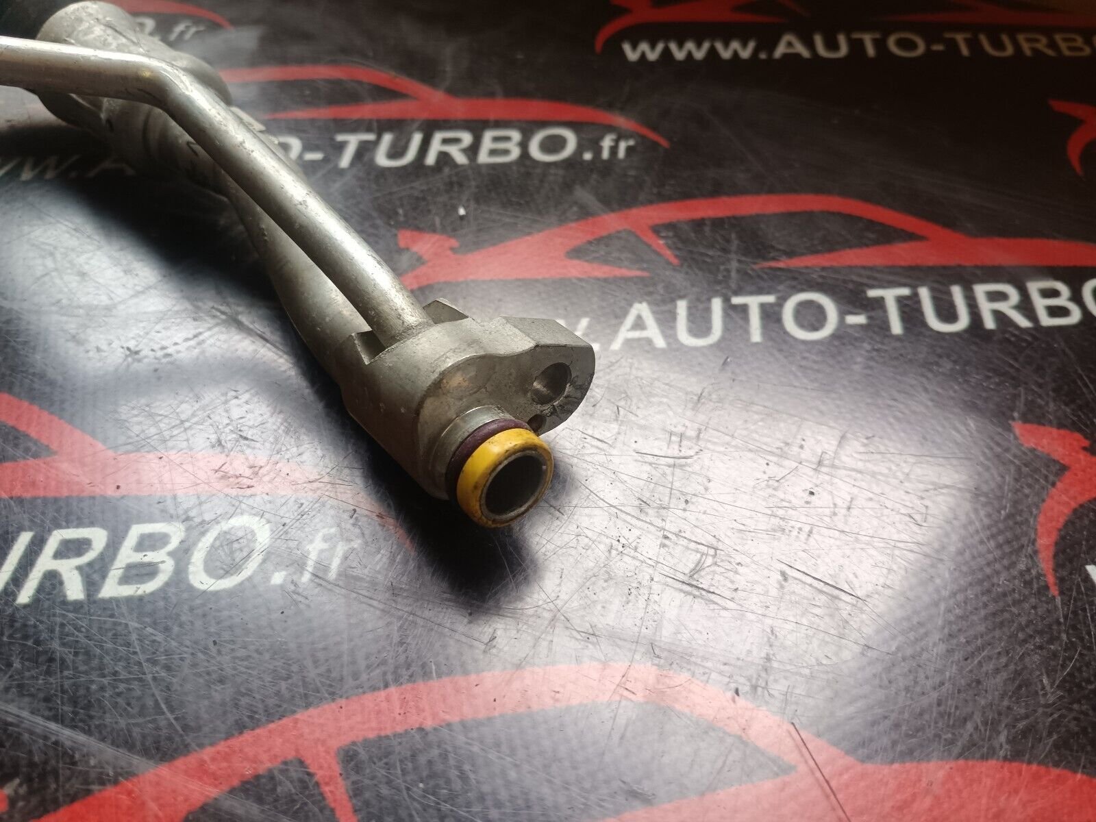 TUYAU CLIMATISATION  BMW SERIE 1 E87 120i REFERENCE: 6964964