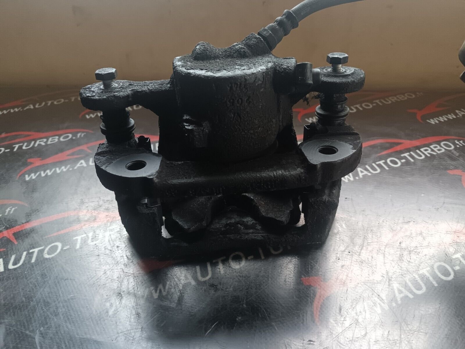 ETRIER AVANT GAUCHE BMW SERIE 1 E87