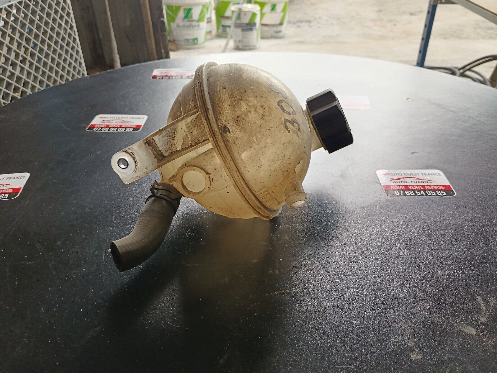 VASE D'EXPANSION LIQUIDE REFROIDISSEMENT PEUGEOT 308