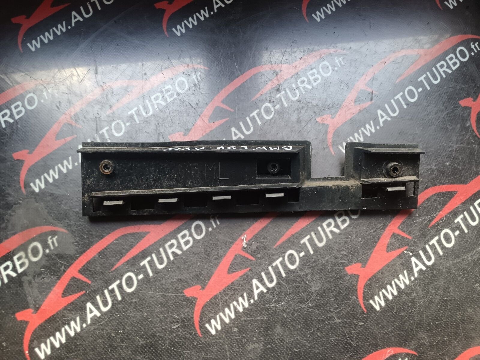 SUPPORT BARRE LATERALE BMW SERIE1 E87 REFERENCE: 7174399