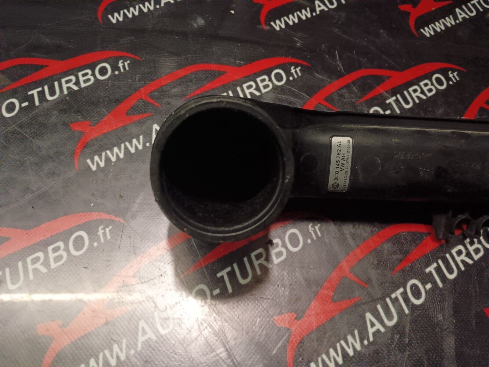 TUYAU DURITE VOLKSWAGEN EOS 2.0TDI REFERENCE: 3C0145762