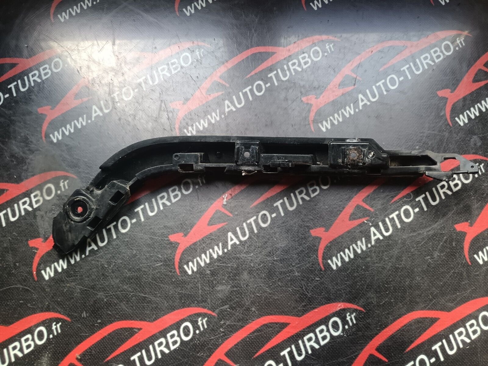 SUPPORT BARRE ARRIERE DROIT BMW SERIE1 E87 REFERENCE: 7058518