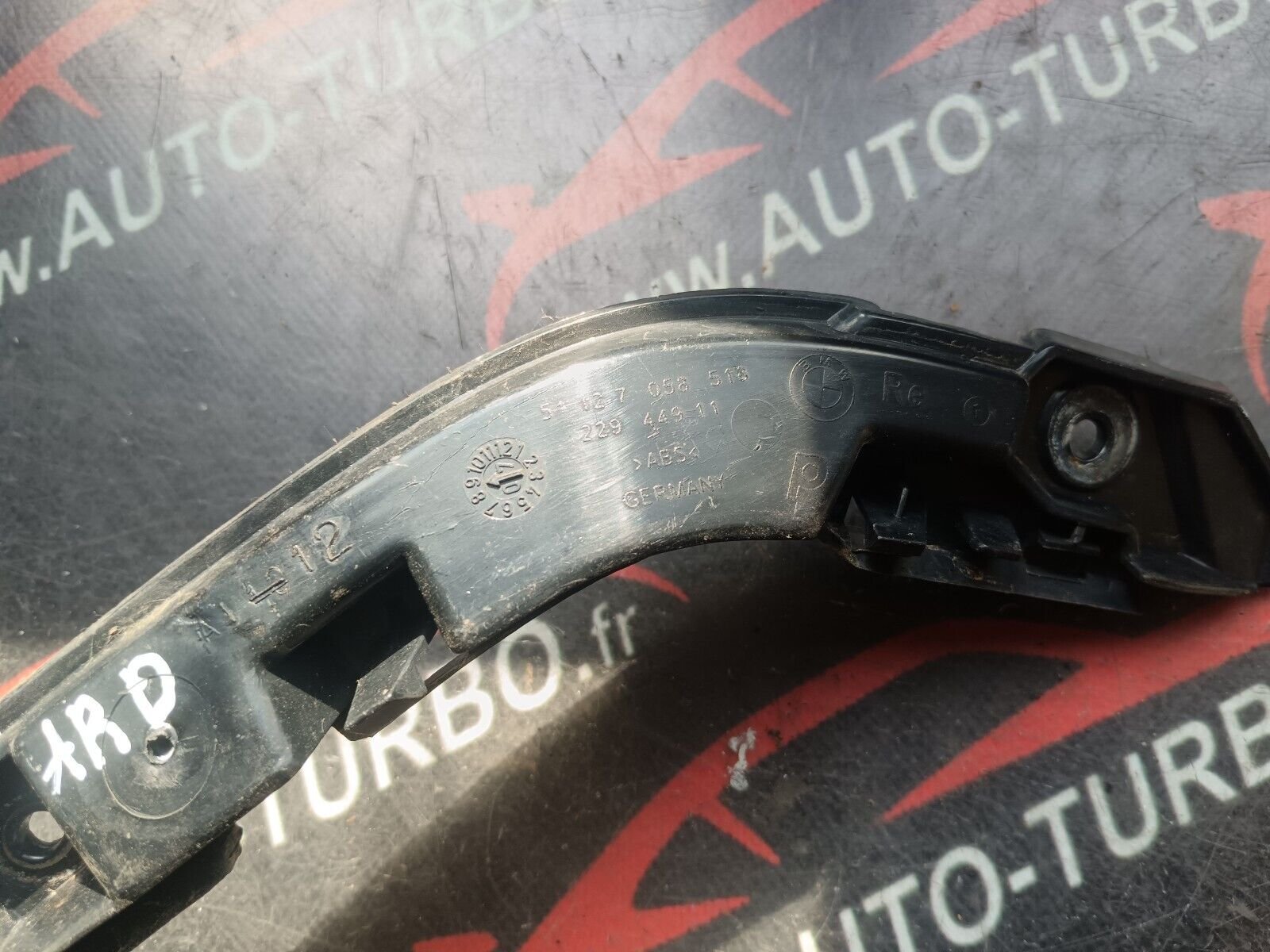 SUPPORT BARRE ARRIERE DROIT BMW SERIE1 E87 REFERENCE: 7058518