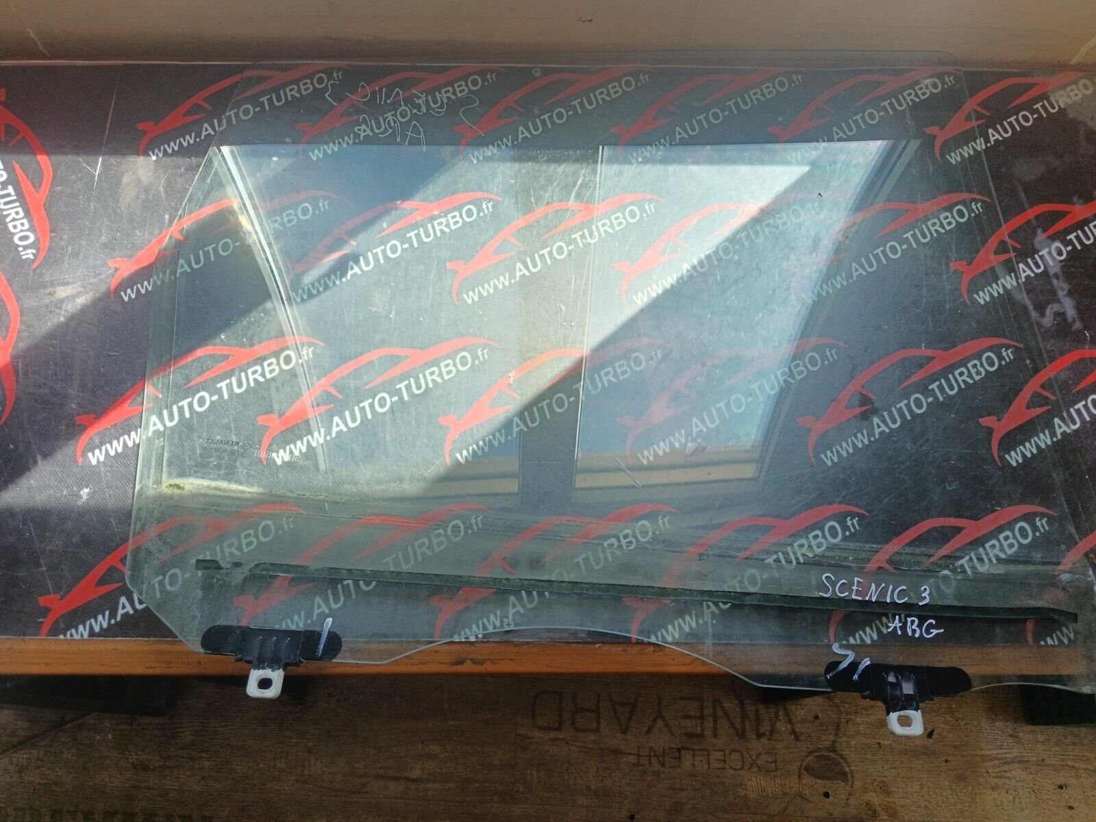 VITRE ARRIERE GAUCHE SCENIC 3