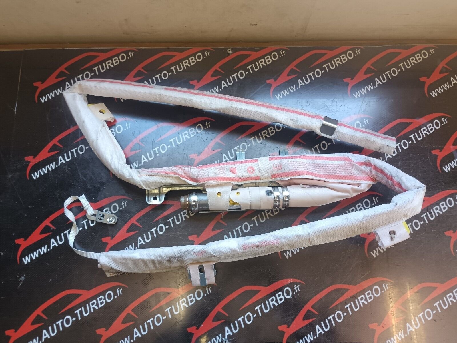 AIRBAG RIDEAU LATERAL DROITBMW 520 F10 REFERENCE: 85914341809