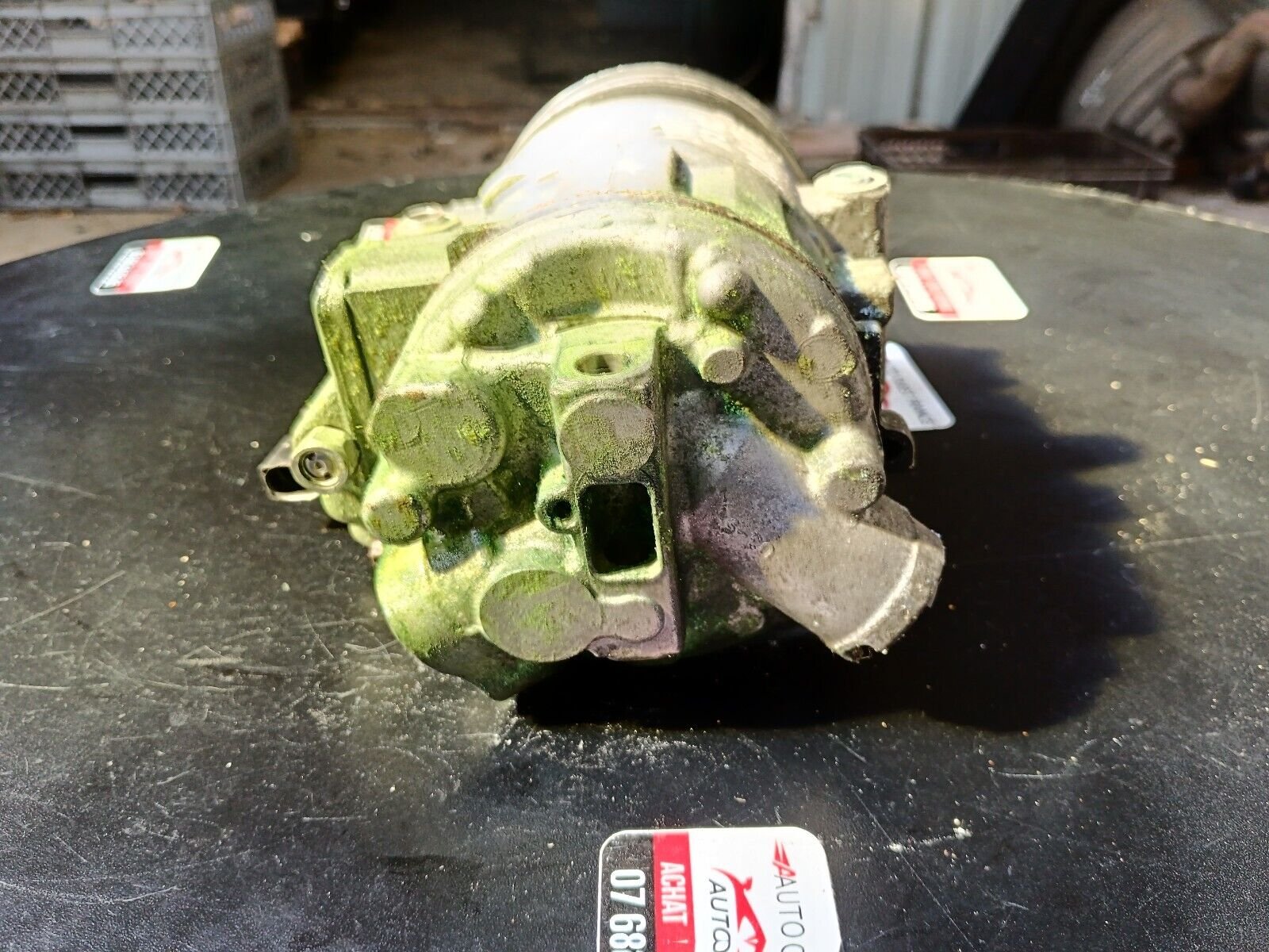 COMPRESSEUR DE CLIMATISATION VOLKSWAGEN POLO 1.4 TDI 70CH REFERENCE: 6Q0820808E