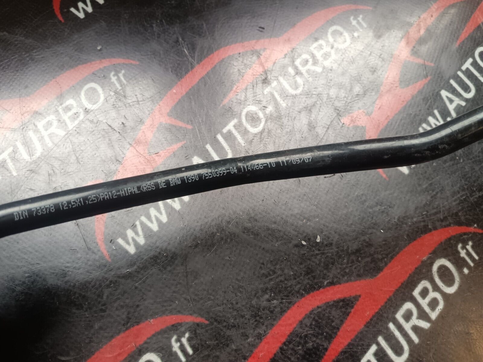 TUYAU CONDUIT  BMW SERIE 1 E87 120i REFERENCE: 7550399