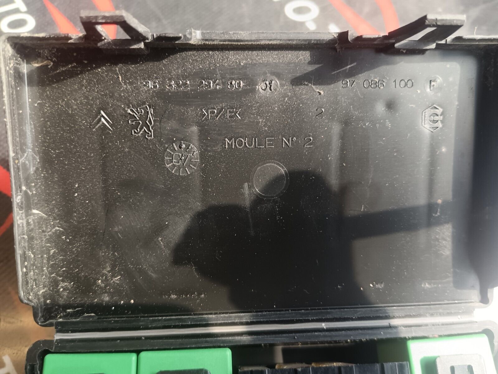 MODULE BOITE A FUSIBLE  CITROEN C4 PICASSO REFERENCE: 9632229480