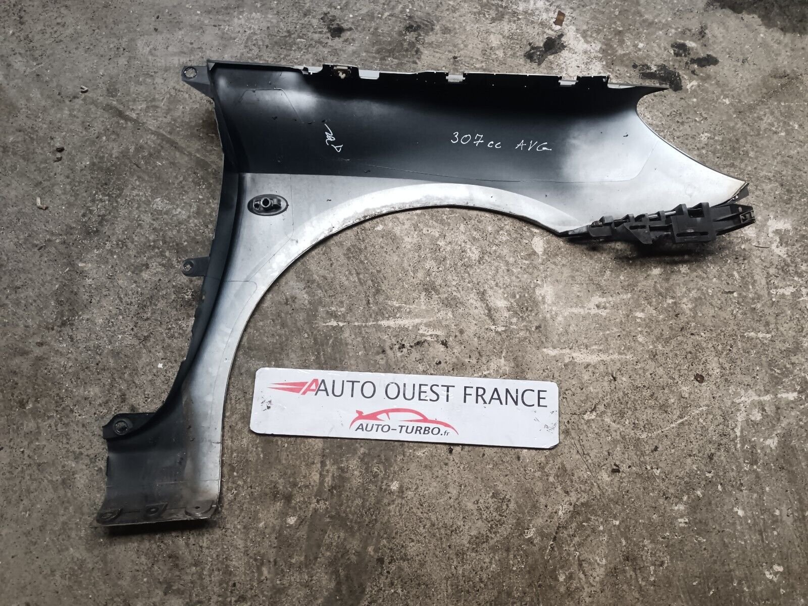 AILE AVANT GAUCHE PEUGEOT 307CC REFERENCE: 7840R0