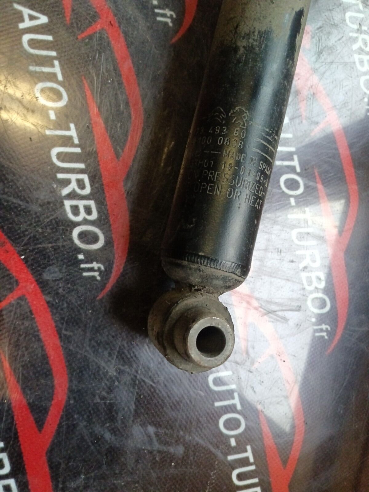 AMORTISSEUR ARRIERE GAUCHE  PEUGEOT 308 SW PHASE 2 9817349380