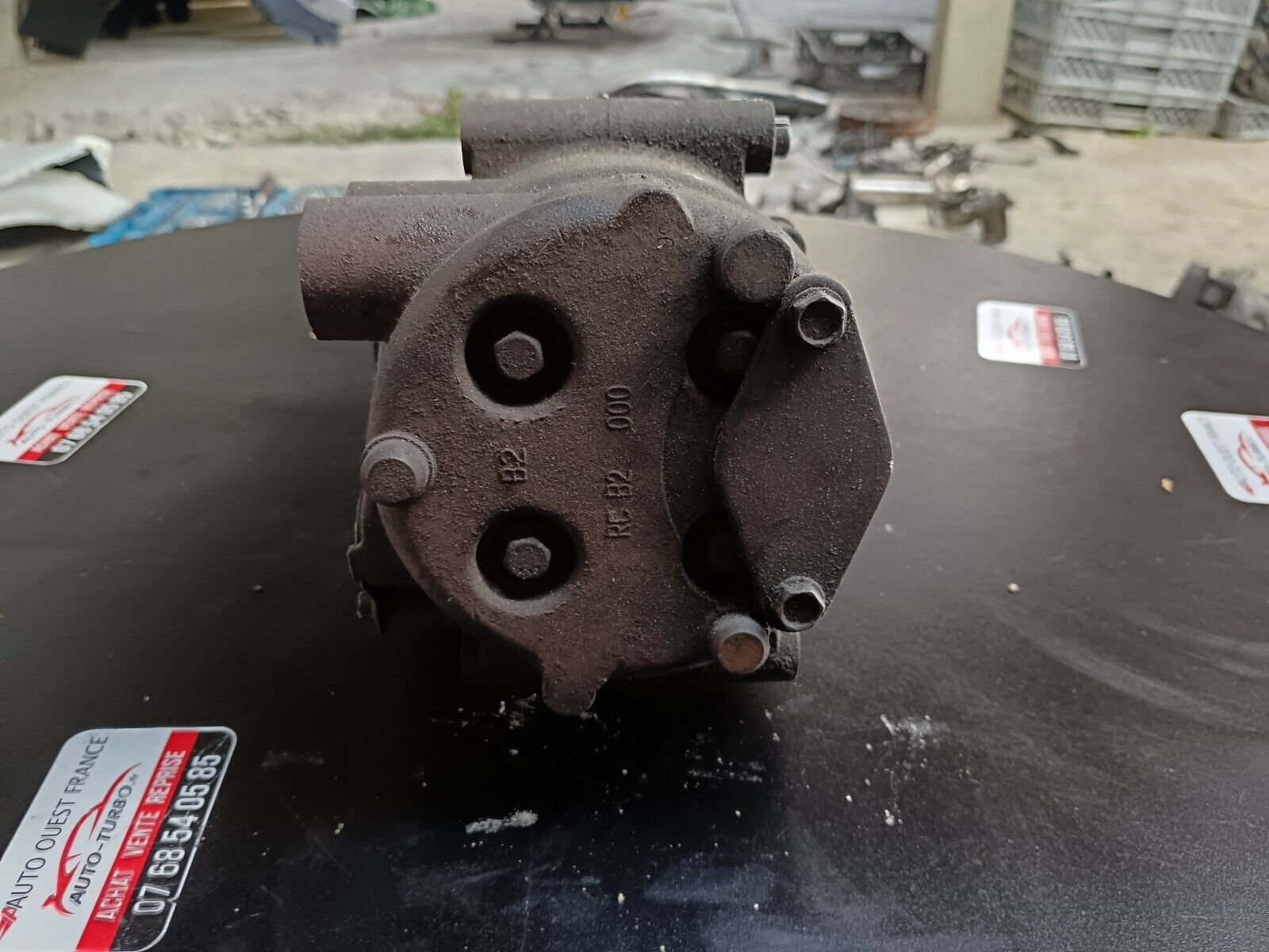 COMPRESSEUR DE CLIMATISATION FORD FIESTA 1.3 ESSENCE REFERENCE: 2S6H-19D629-AA