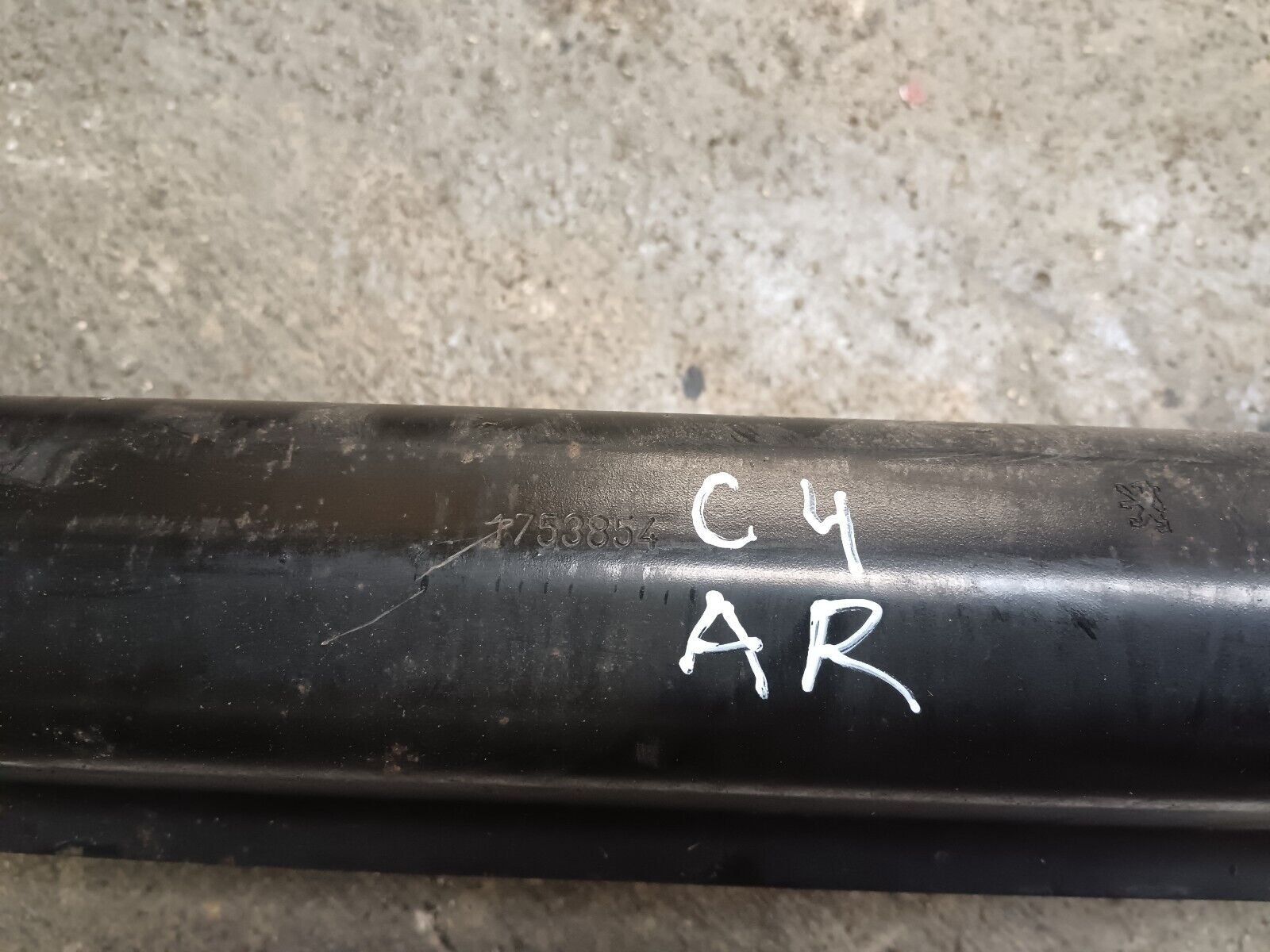 RENFORT PARE CHOC ARRIERE (TRAVERS) CITROEN C4 REFERENCE: 9671246280