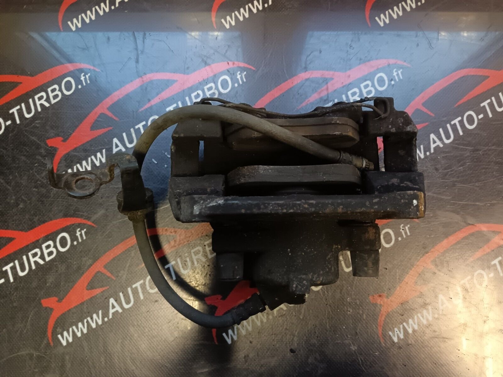 ETRIER AVANT DROIT RENAULT SCENIC 2 REFERENCE: 4823434