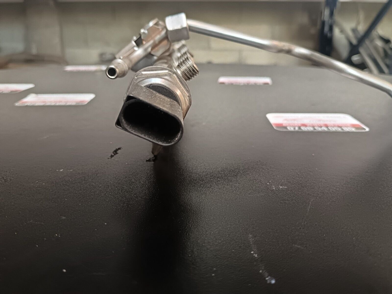 RAMPE INJECTION BMW 116i REFERENCE:  7537319