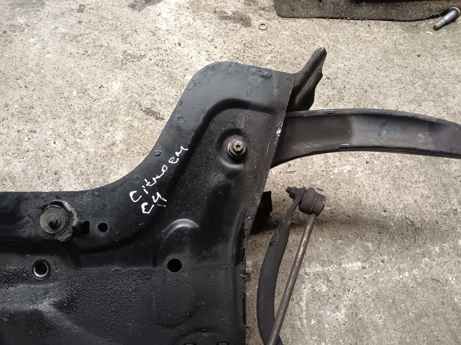 BERCEAU AVANT CITROEN C4