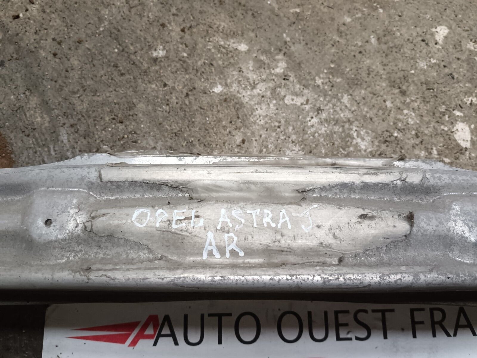 RENFORT PARE CHOC ARRIERE (TRAVERS) OPEL ASTRA J REFERENCE: 13406387