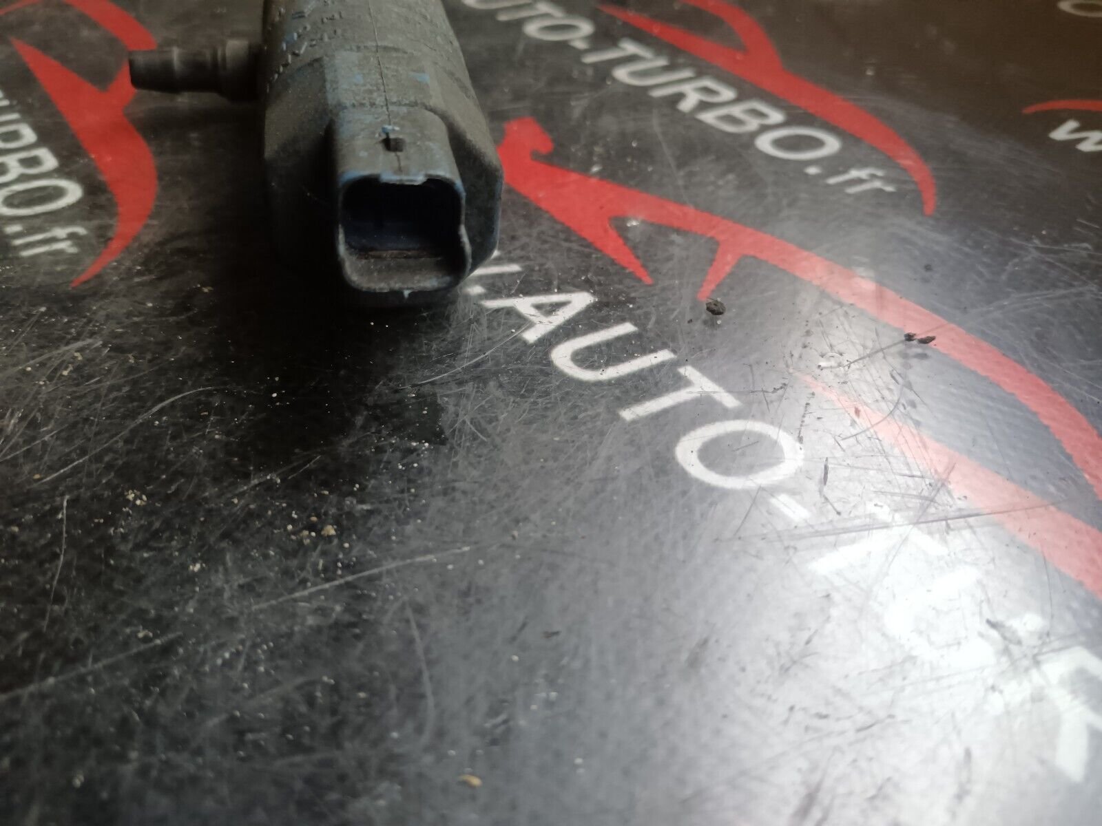 POMPE LAV GLACE PSA PEUGEOT 307cc REFERENCE: 9642218080