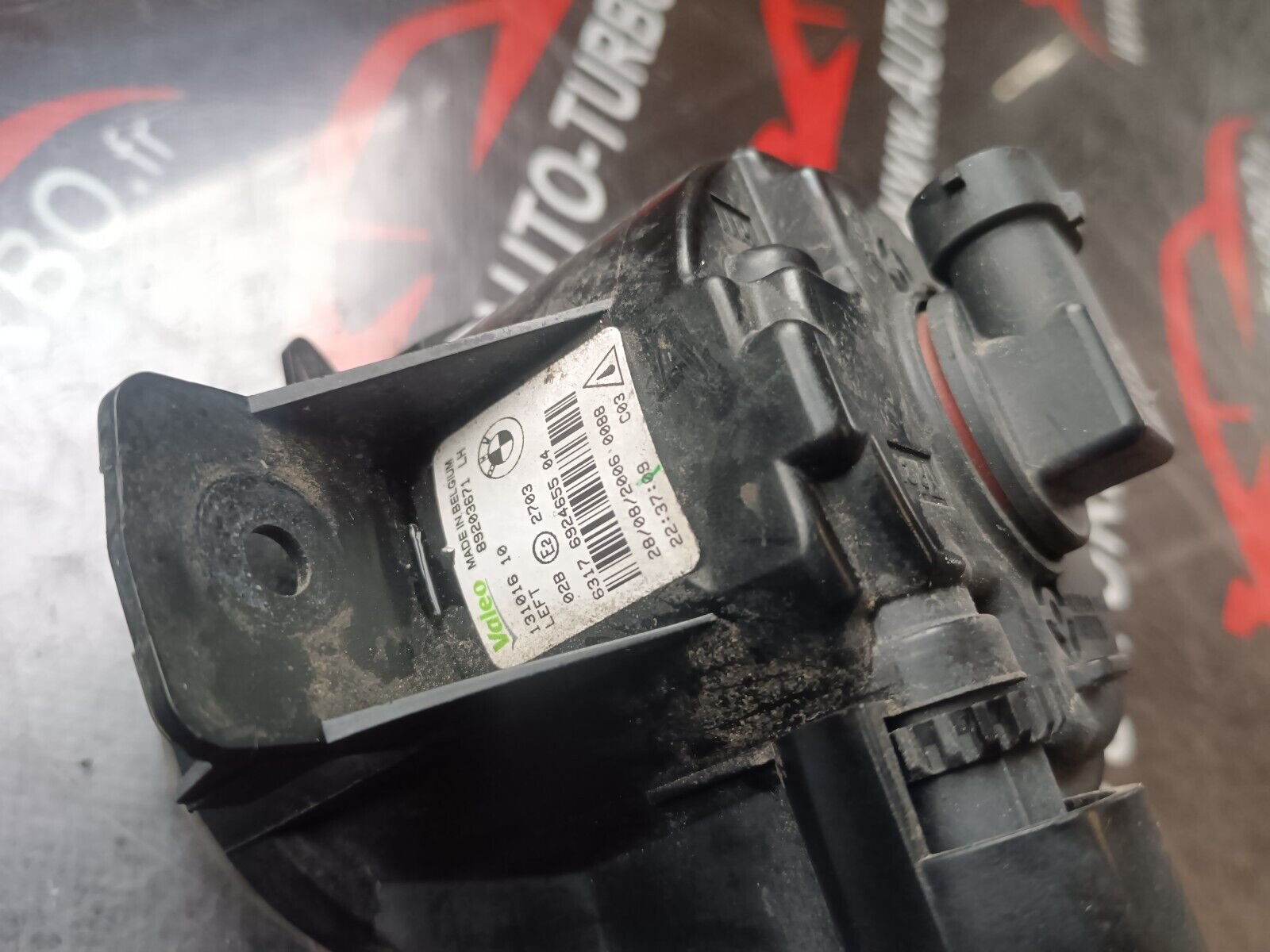 FEUX ANTI BROUILLARD BMW SERIE 1 AVANT DROIT REFERENCE: 89203671