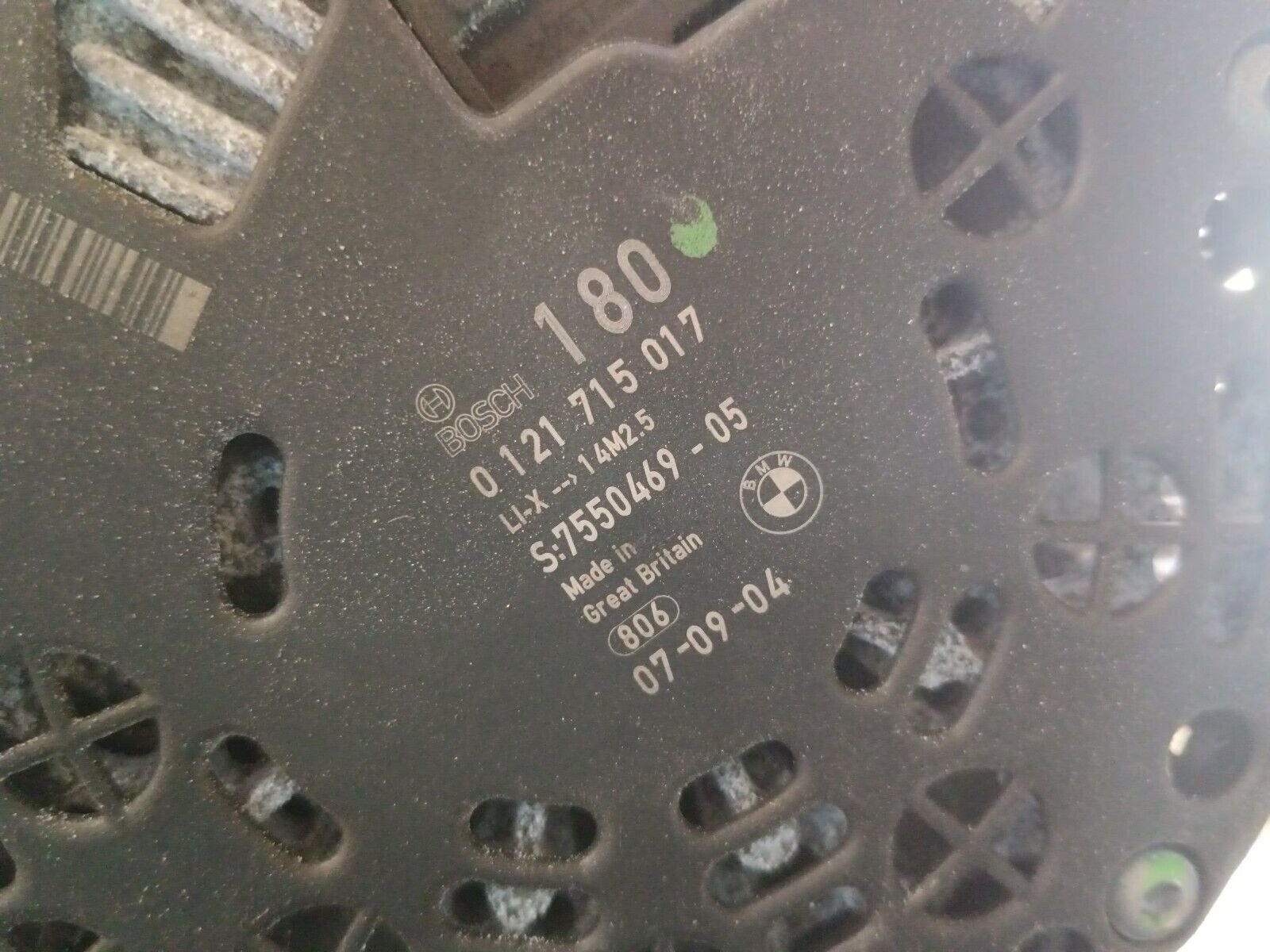 Alternateur ￼BMW SERIE 1 E81 E87 1.6 122CH REFERENCE: 0121715017