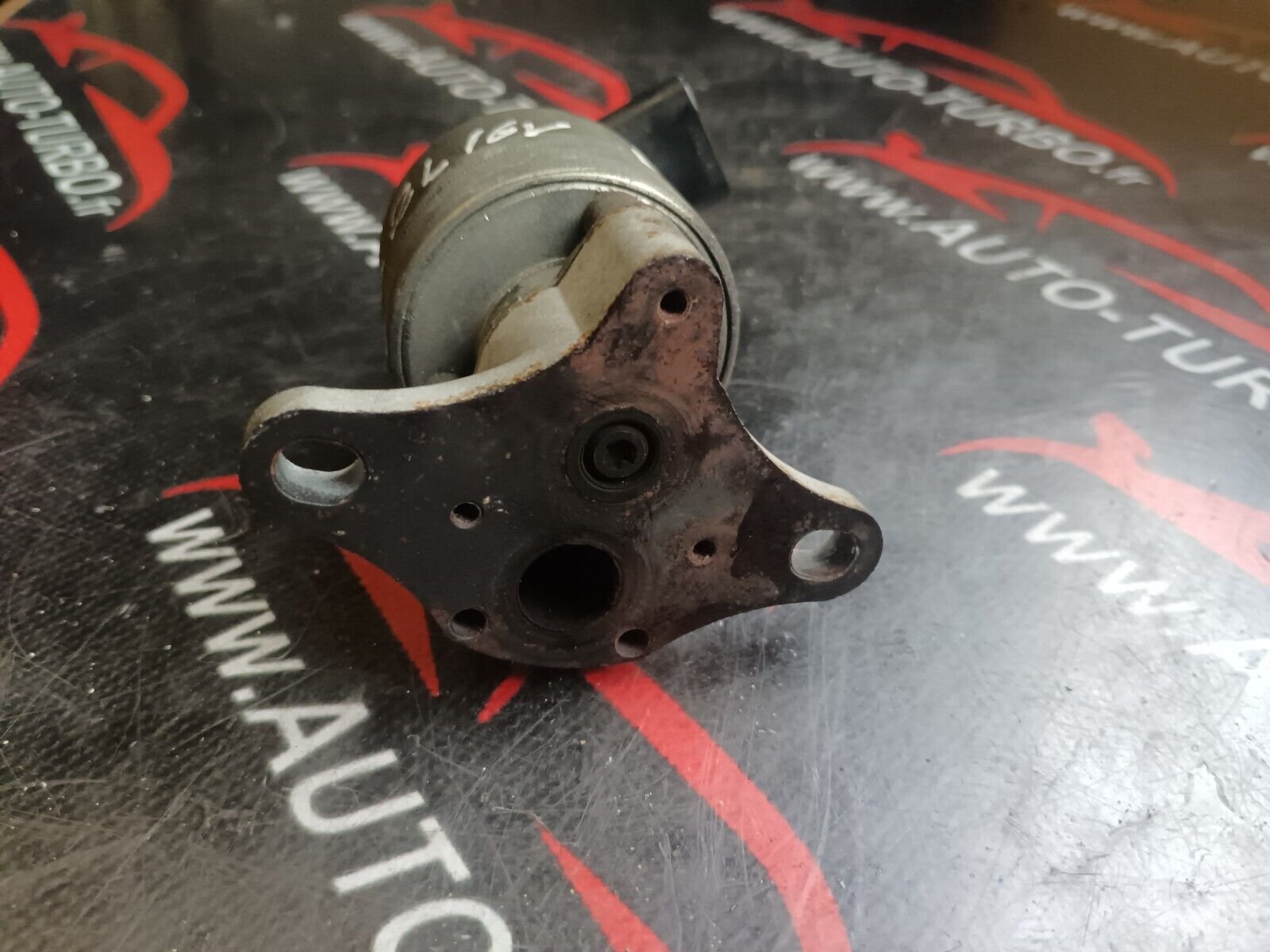 VANNE EGR PEUGEOT 307cc 2.0 ESSENCE REFERENCE: 97097