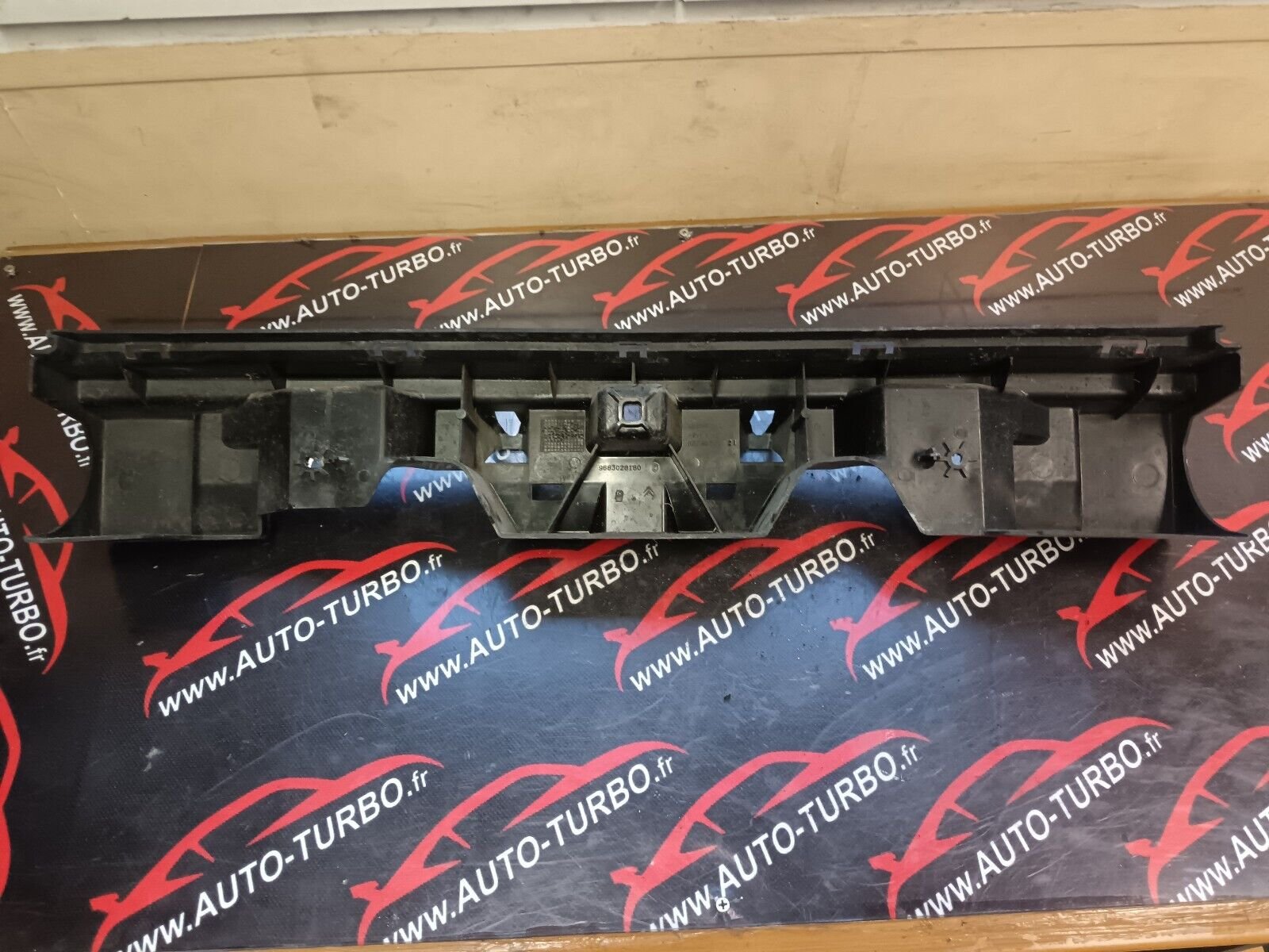 ABSORBEUR PARE CHOC ARRIERE CITROEN C 4 1 REFERENCE: 9683028180