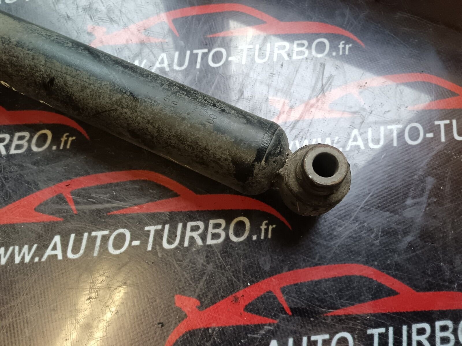 AMORTISSEUR ARRIERE DROITE  PEUGEOT 308 SW PHASE 2 9817349380